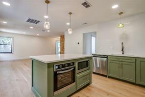 2704 W Biddison Street - Photo 11