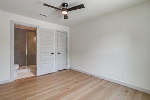 2704 W Biddison Street - Photo 13