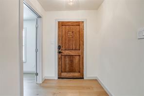 2704 W Biddison Street - Photo 3