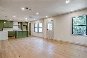 2704 W Biddison Street - Photo 5