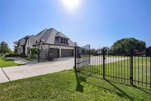 1501 Willow Tree Drive - Photo 3