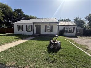 103 S Walnut Street - Photo 1