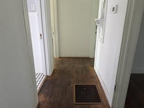 103 S Walnut Street - Photo 10