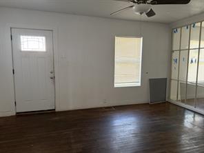103 S Walnut Street - Photo 11