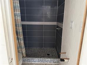 103 S Walnut Street - Photo 13