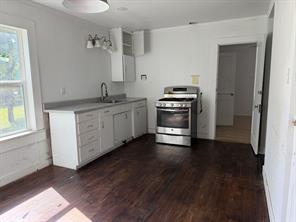 103 S Walnut Street - Photo 16