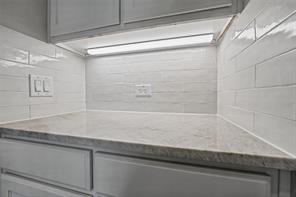 705 Water Side Drive - Photo 18