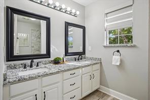 1600 Shadywood Lane - Photo 35