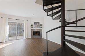 5701 Gaston Avenue - Photo 10