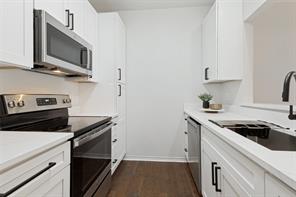 5701 Gaston Avenue - Photo 2