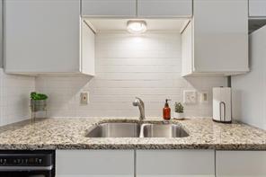 600 Bagby Avenue - Photo 8