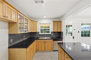 1907 S Tyler Street - Photo 13