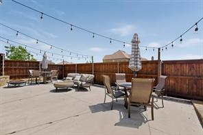 110 Highwood Avenue - Photo 2