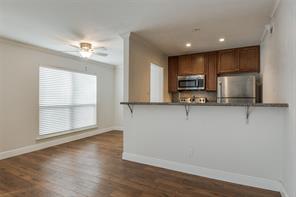 3907 Gilbert Avenue - Photo 4