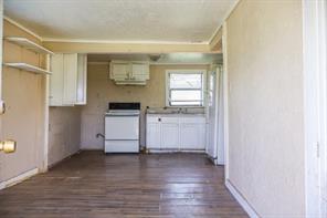1821 Johnson - Photo 8