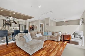 4040 N Hall Street - Photo 17