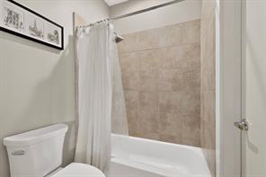4040 N Hall Street - Photo 32