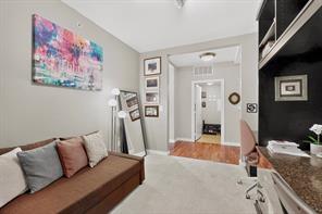 4040 N Hall Street - Photo 35