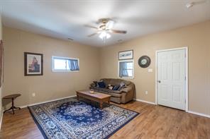 832 Peyton Street - Photo 7
