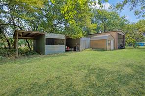 110 Bois D Arc Street - Photo 37