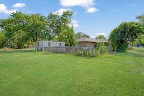110 Bois D Arc Street - Photo 39