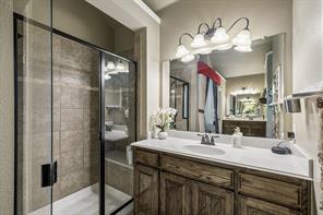2261 Hideaway Pointe Drive - Photo 18