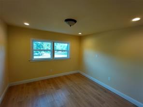 202 SW Cindy Lane - Photo 9
