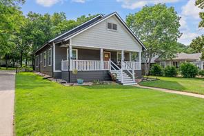 2832 Forest Avenue - Photo 1