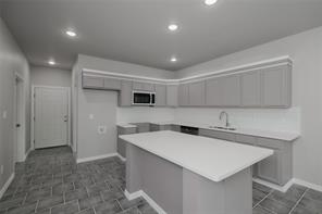 404 Campbell Street - Photo 4