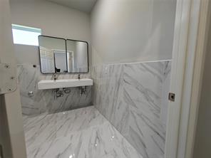 704 Drexel - Photo 34