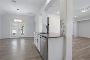 1402 Bradford Trace Drive - Photo 16