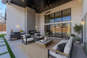 11232 Hillcrest Road - Photo 4