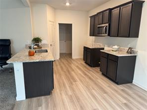 137 Sammy Fowler Avenue - Photo 2