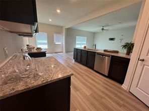 137 Sammy Fowler Avenue - Photo 4