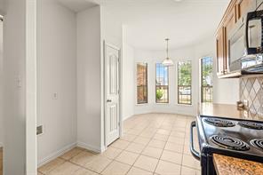 7308 Silver City Drive - Photo 10