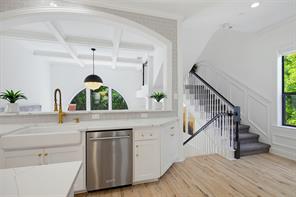 7201 Kasko Drive - Photo 9