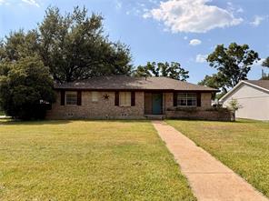 201 Collins Drive - Photo 1