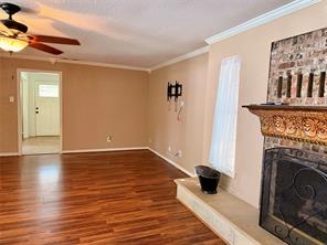201 Collins Drive - Photo 7