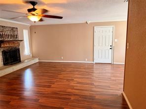 201 Collins Drive - Photo 8