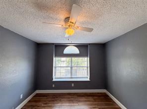 6604 N Chesterfield Drive - Photo 13