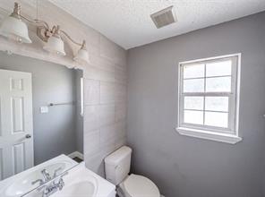 6604 N Chesterfield Drive - Photo 8