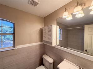 6604 N Chesterfield Drive - Photo 9