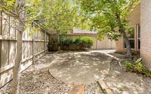 809 Lake Point Circle - Photo 37