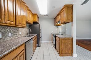 7220 Windhaven Road - Photo 8