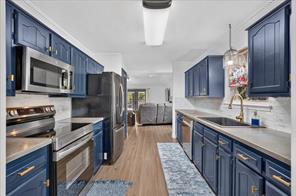 1425 Pioneer Drive - Photo 5
