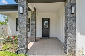 107 N Jena Street - Photo 2