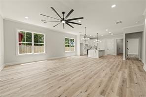 107 N Jena Street - Photo 4