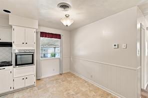 1420 Austin Drive - Photo 8