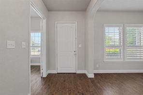 4908 Brookside Drive - Photo 4