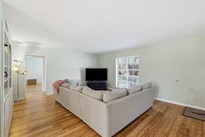 4102 Ridglea Country Club Drive - Photo 4